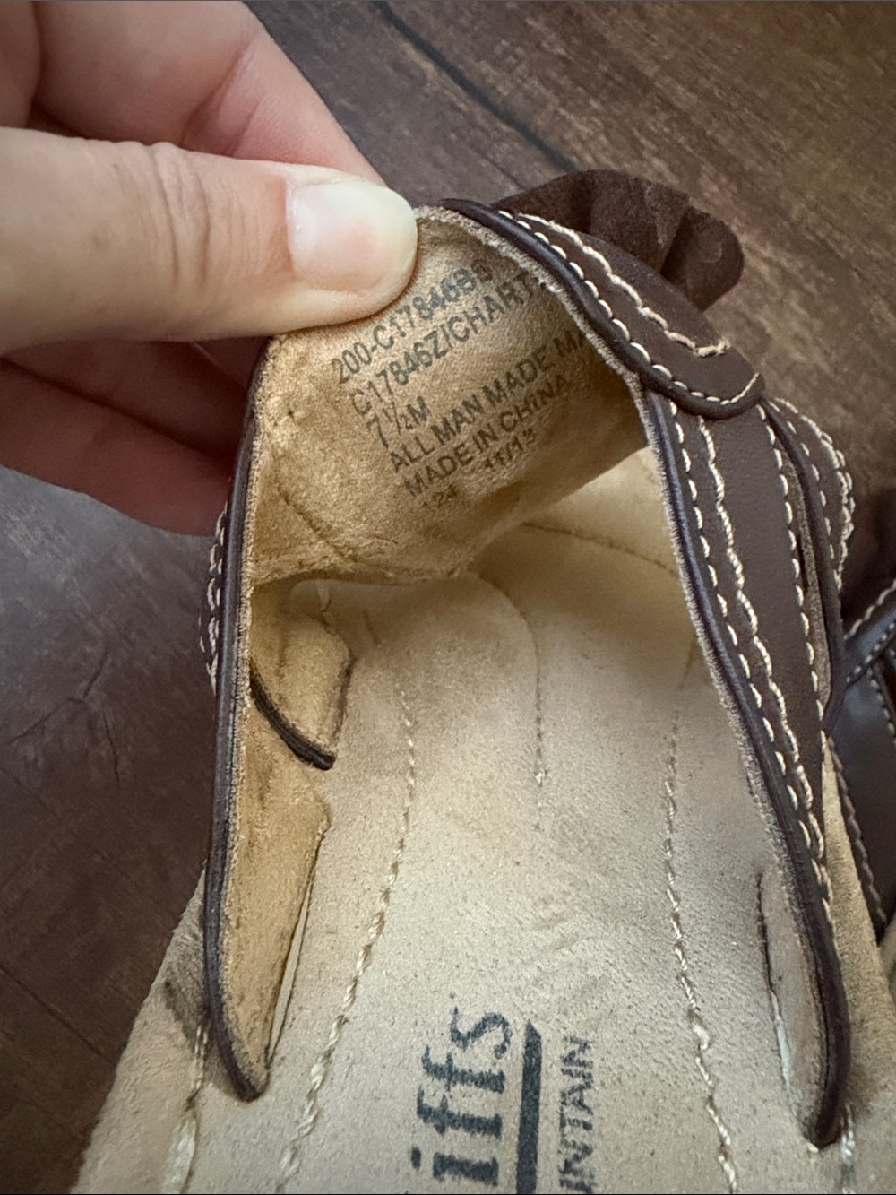 Cliffs by White Mountain sandals - Picture 8 of 8
